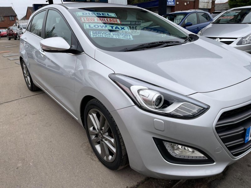 HYUNDAI I30