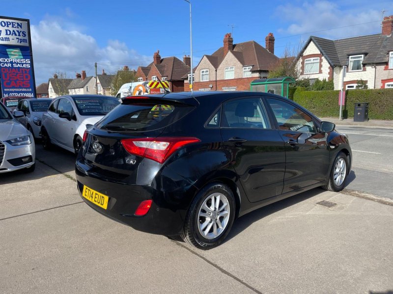 HYUNDAI I30