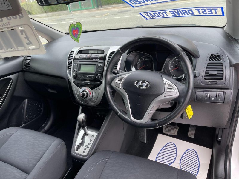 HYUNDAI IX20