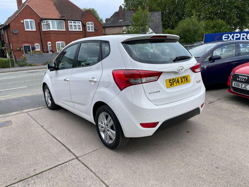HYUNDAI IX20