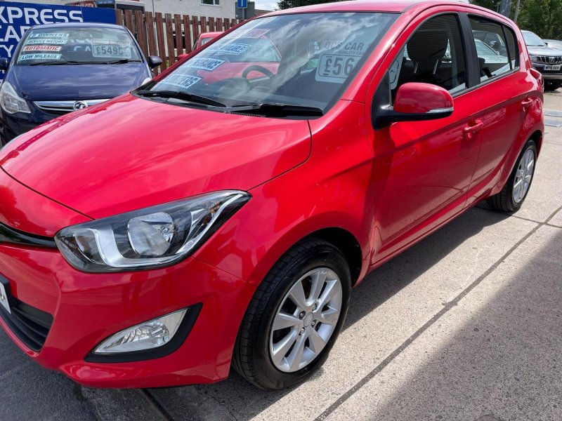HYUNDAI I20