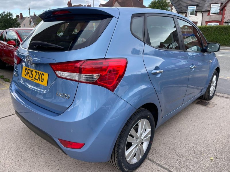 HYUNDAI IX20