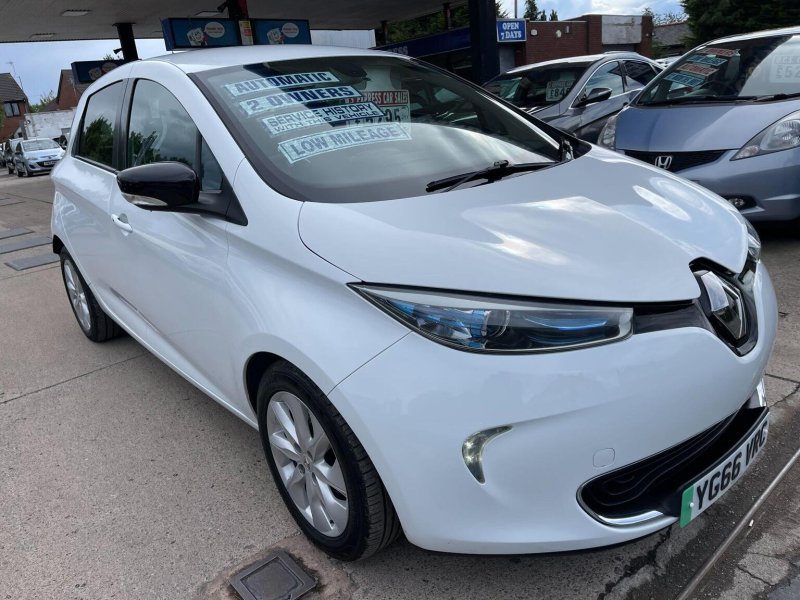 RENAULT ZOE