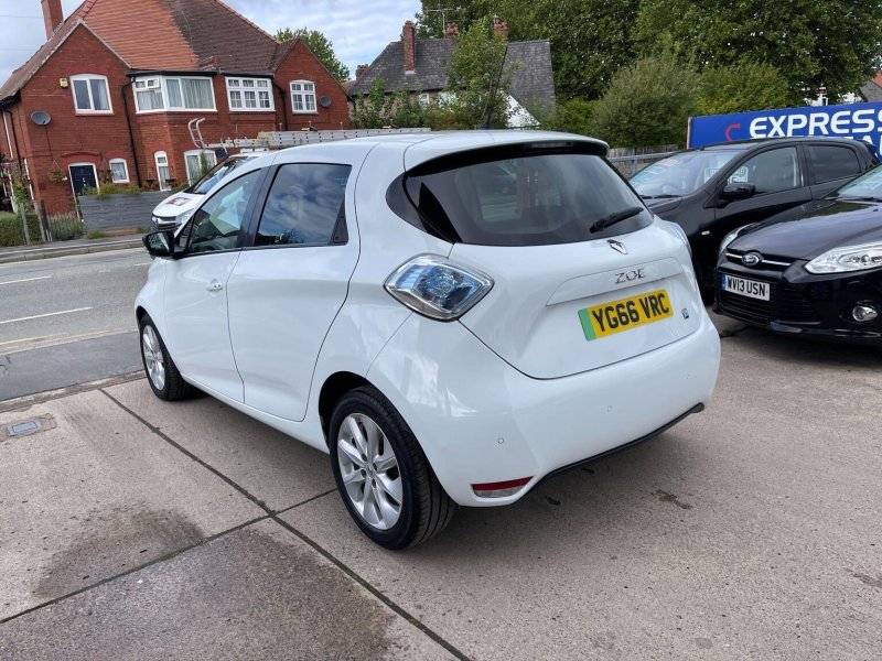 RENAULT ZOE