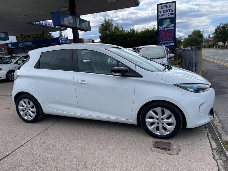 RENAULT ZOE
